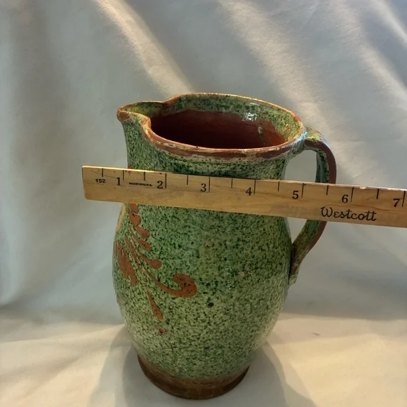 BIG ceramic pitcher rustic or folk art style, speckled green glaze and Red Clay - Picture 7 of 12
